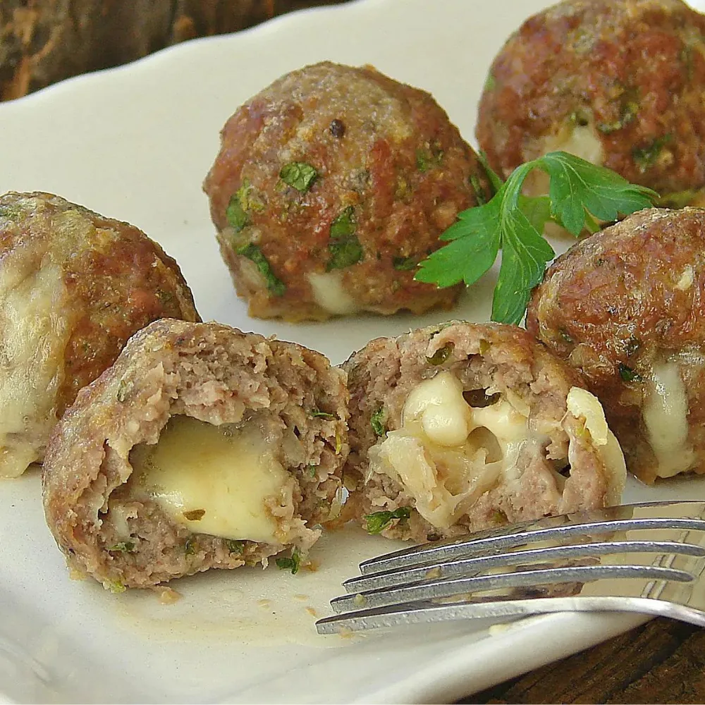 Kaşarlı Köfte